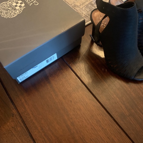 Vince camuto black strap heel - Picture 2 of 4
